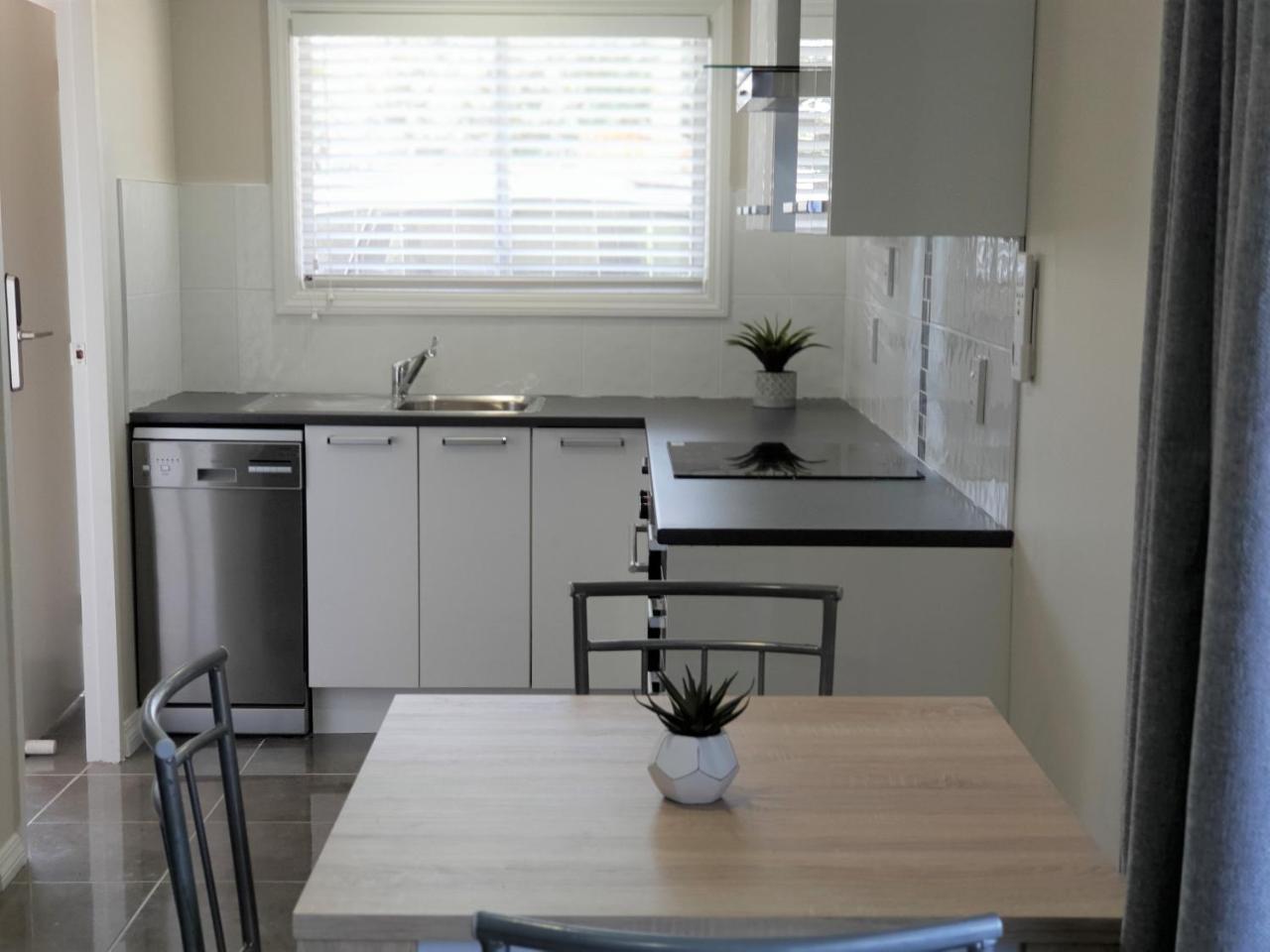 Rose Apartments Unit 6 Central Rotorua-Accommodation & Spa Eksteriør bilde